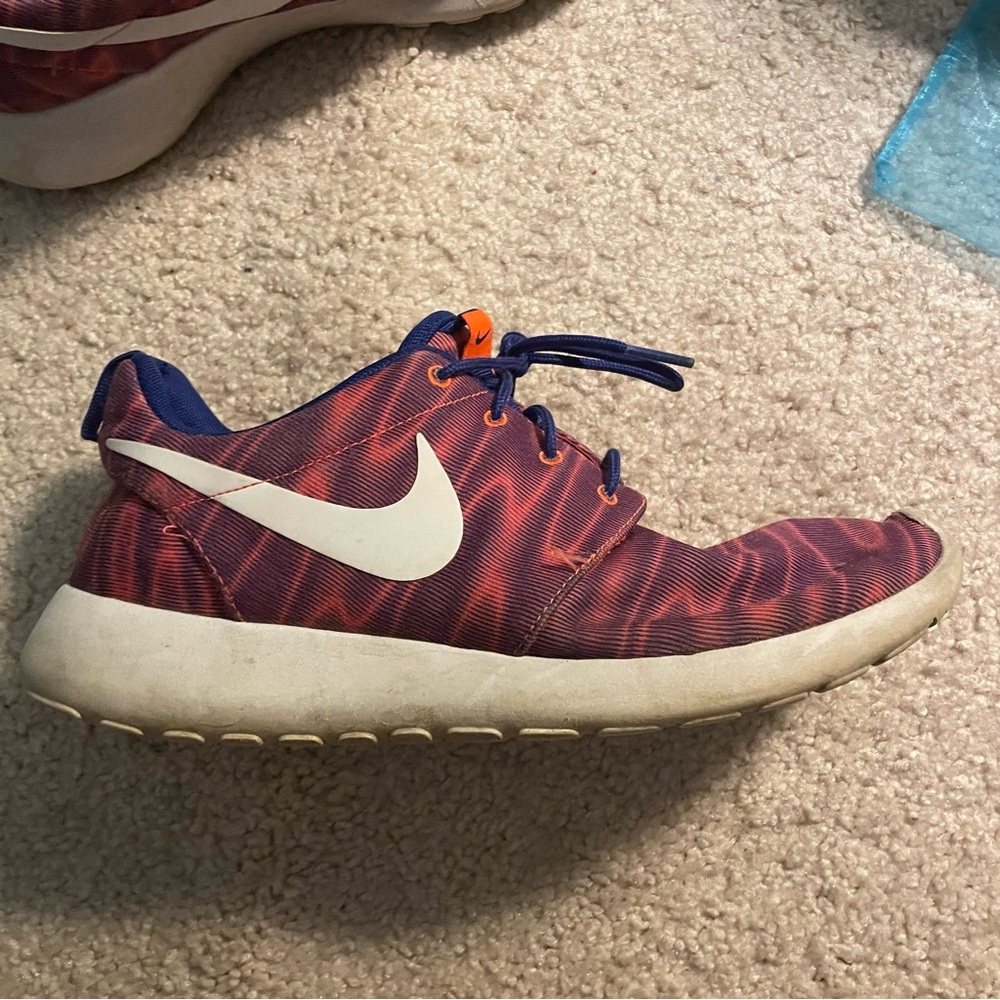 Pink Nike Roshe Run Womens 8.5